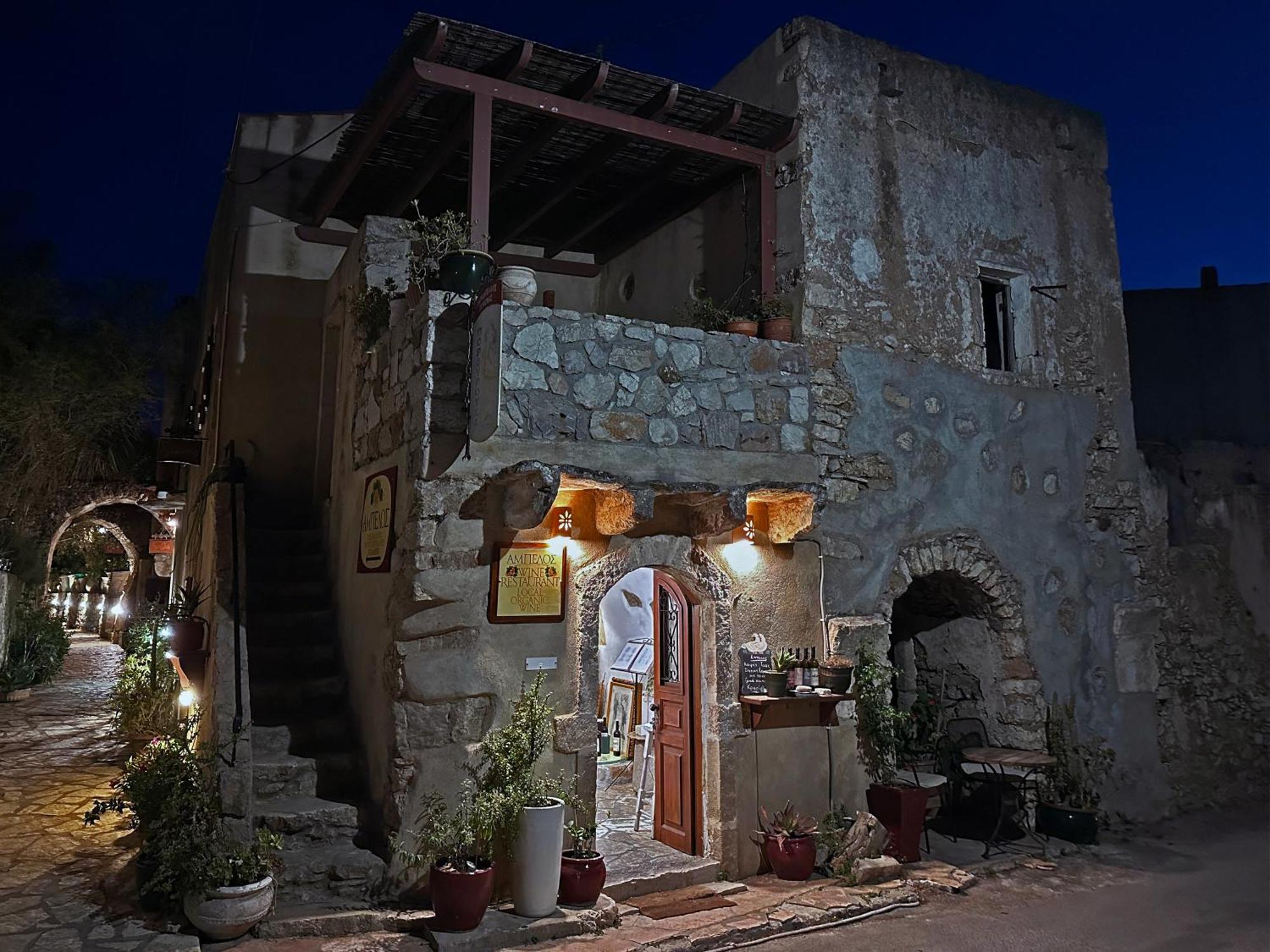 Porfyrousa Traditional Hotel Milopotamos  Luaran gambar