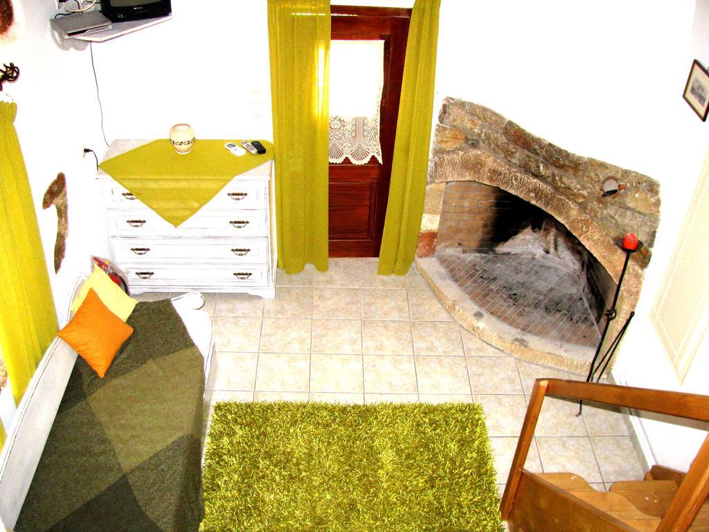 Porfyrousa Traditional Hotel Milopotamos  Luaran gambar